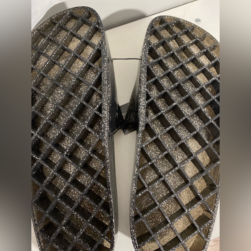 Slides - Picture 3 of 3